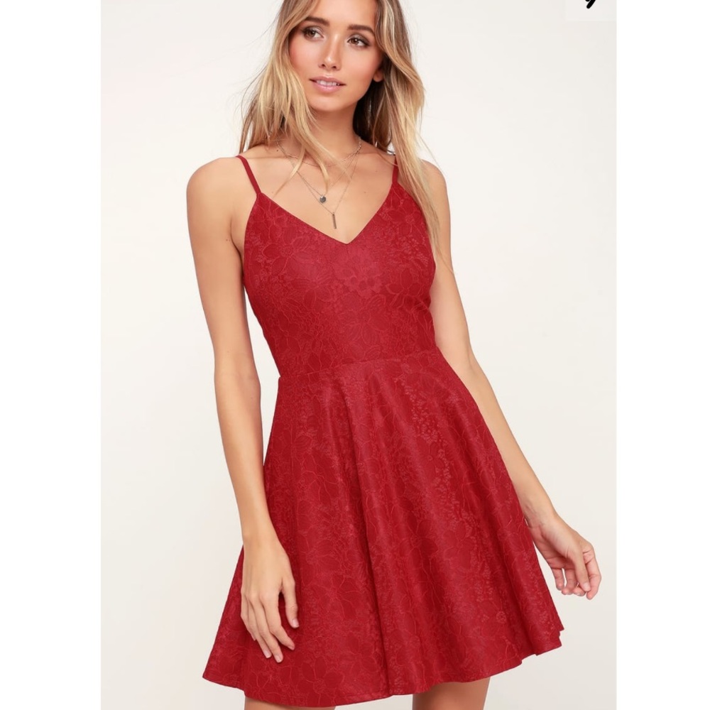 Red Lulus Lace Mini Dress (NEVER WORN)